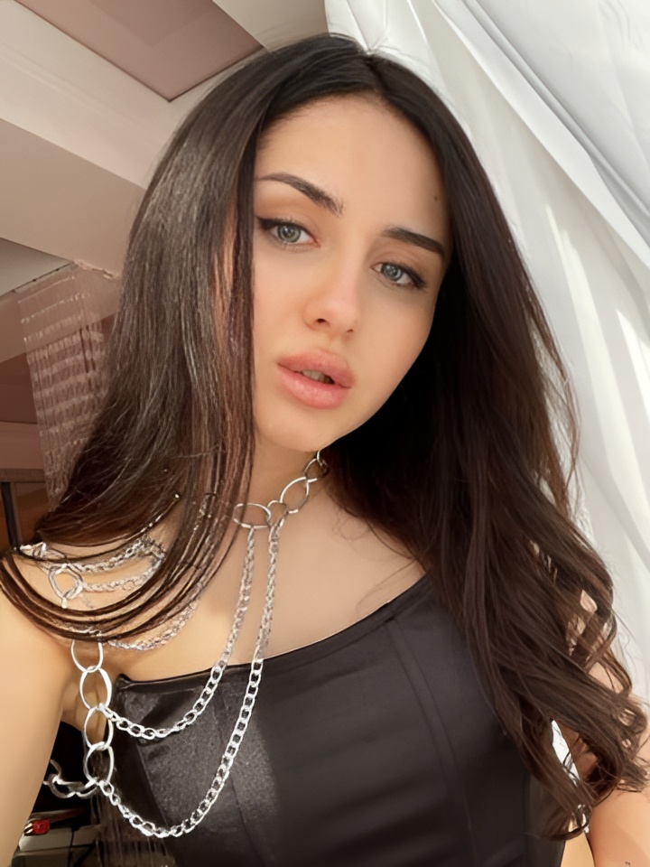 Ксения привлекальеная девушка из Хабаровска цена от 5000 руб