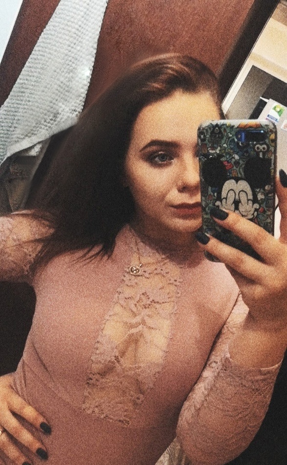 Карина привлекальеная девушка из Хабаровска цена от 3500 руб