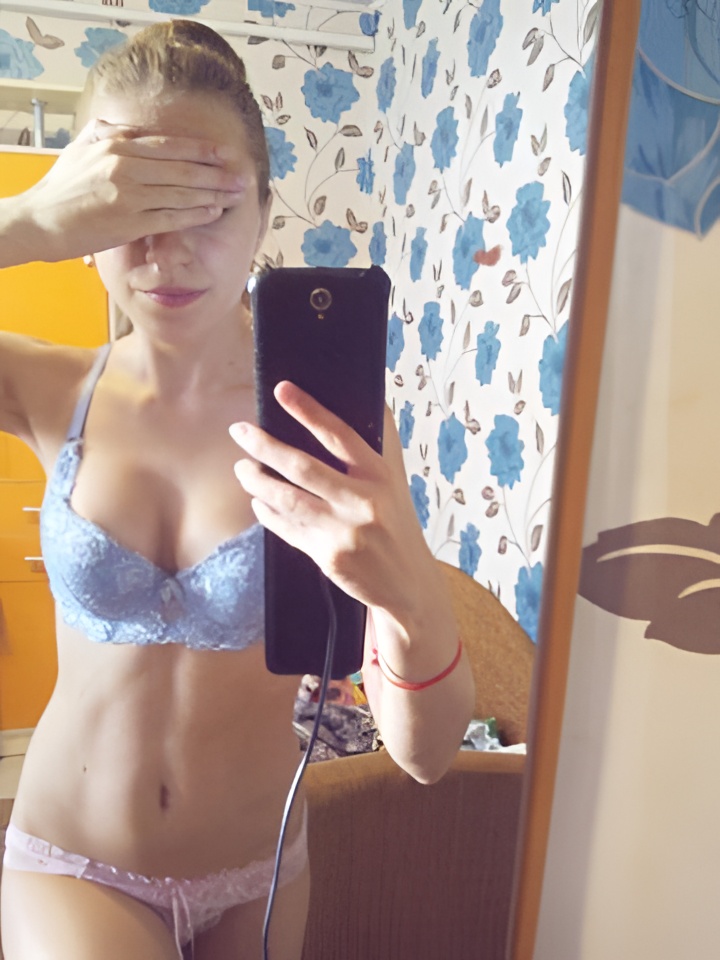 Индивидуалка Карина, доступна для личного знакомства от 1500 руб