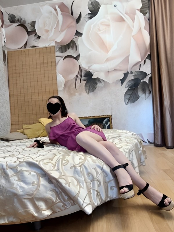 Венера привлекательная девушка из Хабаровска цена от 4000 руб