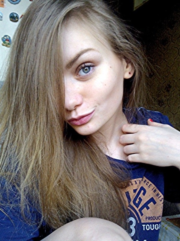 Лора привлекательная девушка из Хабаровска цена от 3500 руб