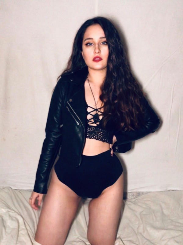 Марина привлекательная девушка из Хабаровска цена от 3500 руб