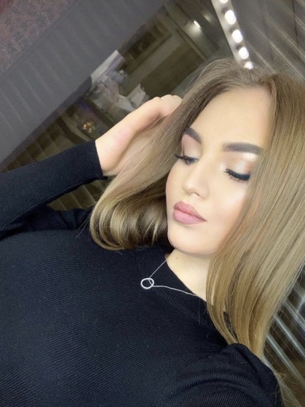 🎥 Зая привлекательная девушка из Хабаровска цена от 3500 руб