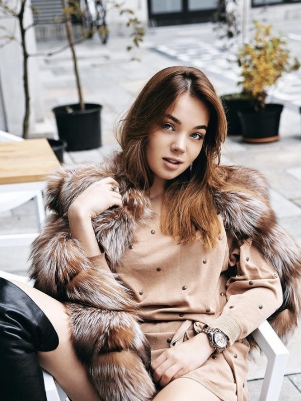 🎥 АЛЕВТИНА привлекательная девушка из Хабаровска цена от 7000 руб